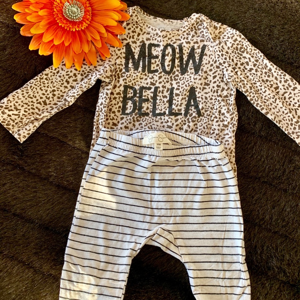 Jessica Simpson baby girl outfit